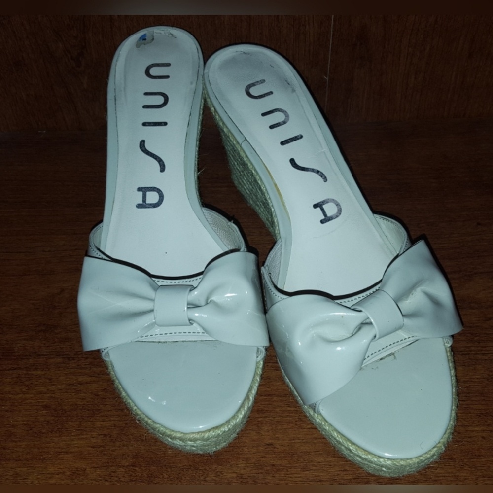 Nude Patent Leather Epidrelles